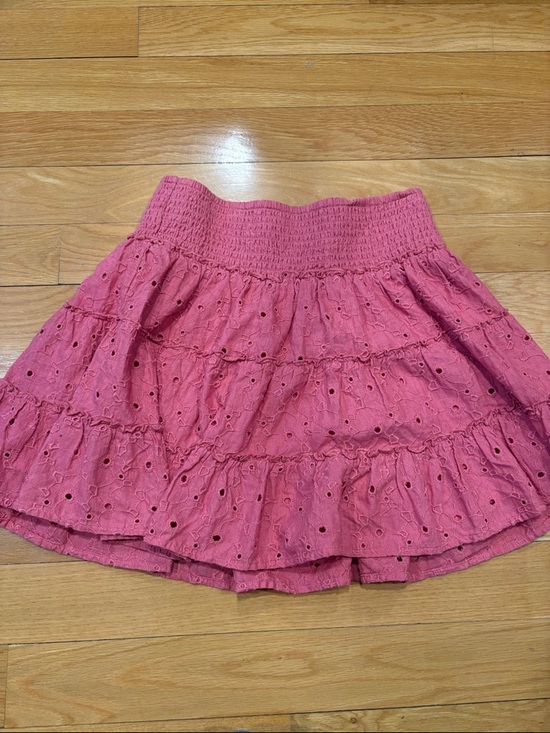 American Eagle Outfitters Dresses & Skirts - American Eagle Outfitters Pink Eyelet Tiered Mini Skirt